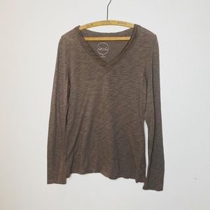 INC International Concepts long sleeve fitted tee shirt